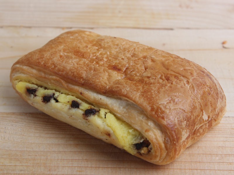 Vanilla Chip Danish - Igor's Pastry & Cafe Surabaya | Bakery, Pastry, & Oleh-Oleh Premium Surabaya products