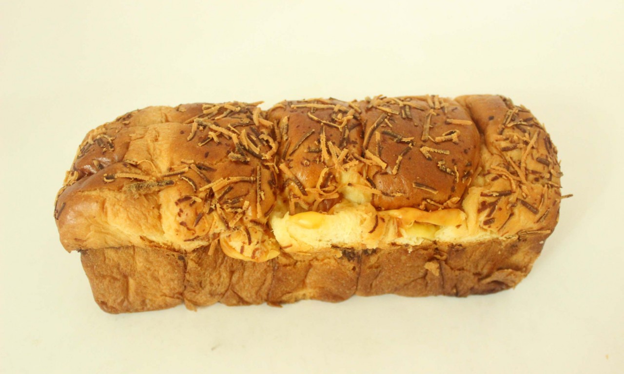 Cheese Loaf - Igor's Pastry & Cafe Surabaya | Bakery, Pastry, & Oleh-Oleh Premium Surabaya products