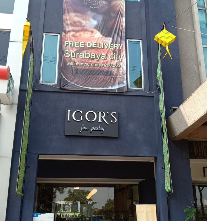 Bukit Darmo Boulevard Outlet - Igor's Pastry & Cafe Surabaya | Bakery, Pastry, & Oleh-Oleh Premium Surabaya store
