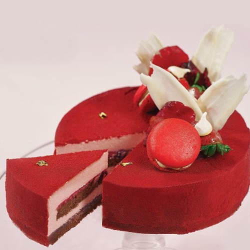Strawberry Cheese Cake - Igor's Pastry & Cafe Surabaya | Bakery, Pastry, & Oleh-Oleh Premium Surabaya products